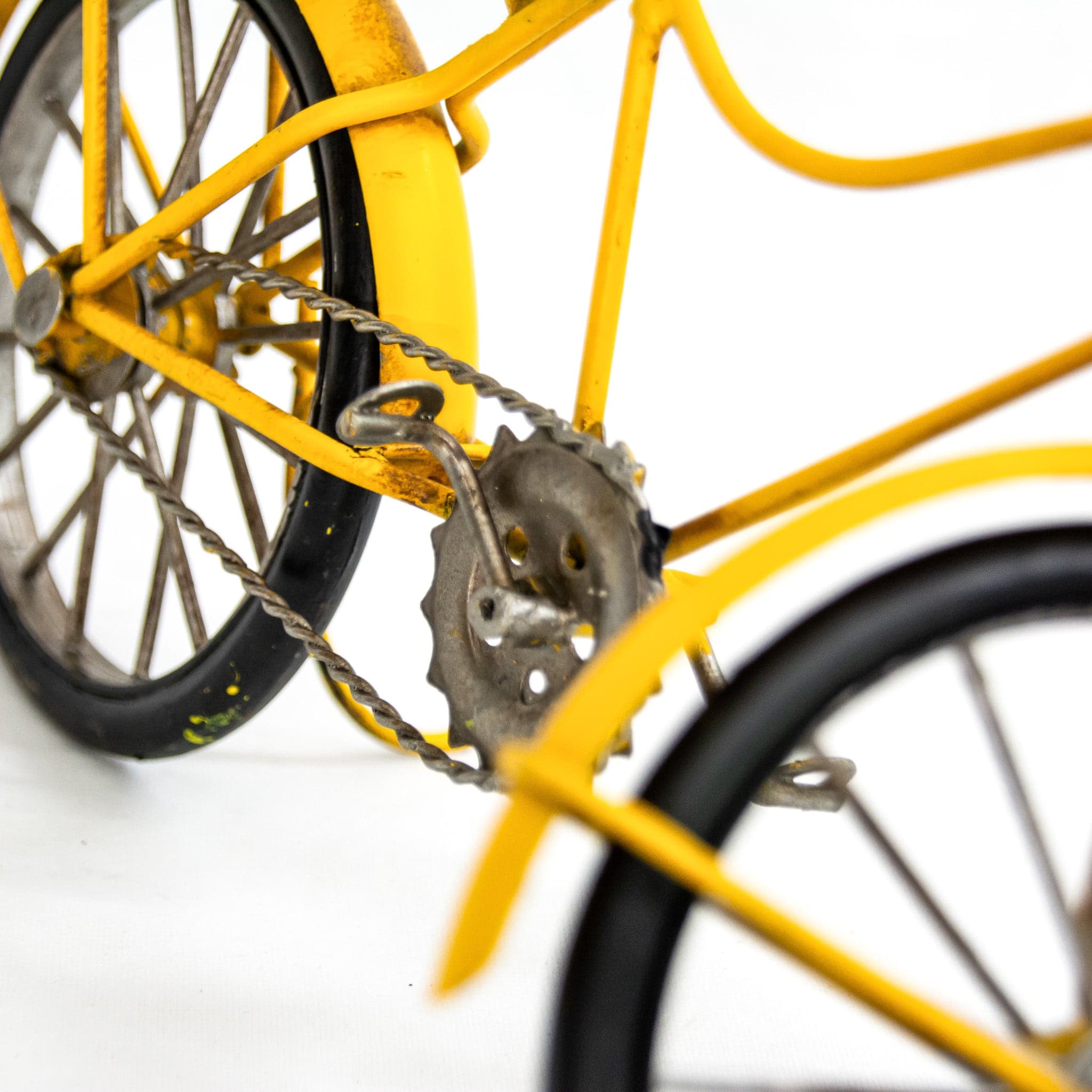 Damesfiets met Mand - handgemaakte modelfiets - foto 3