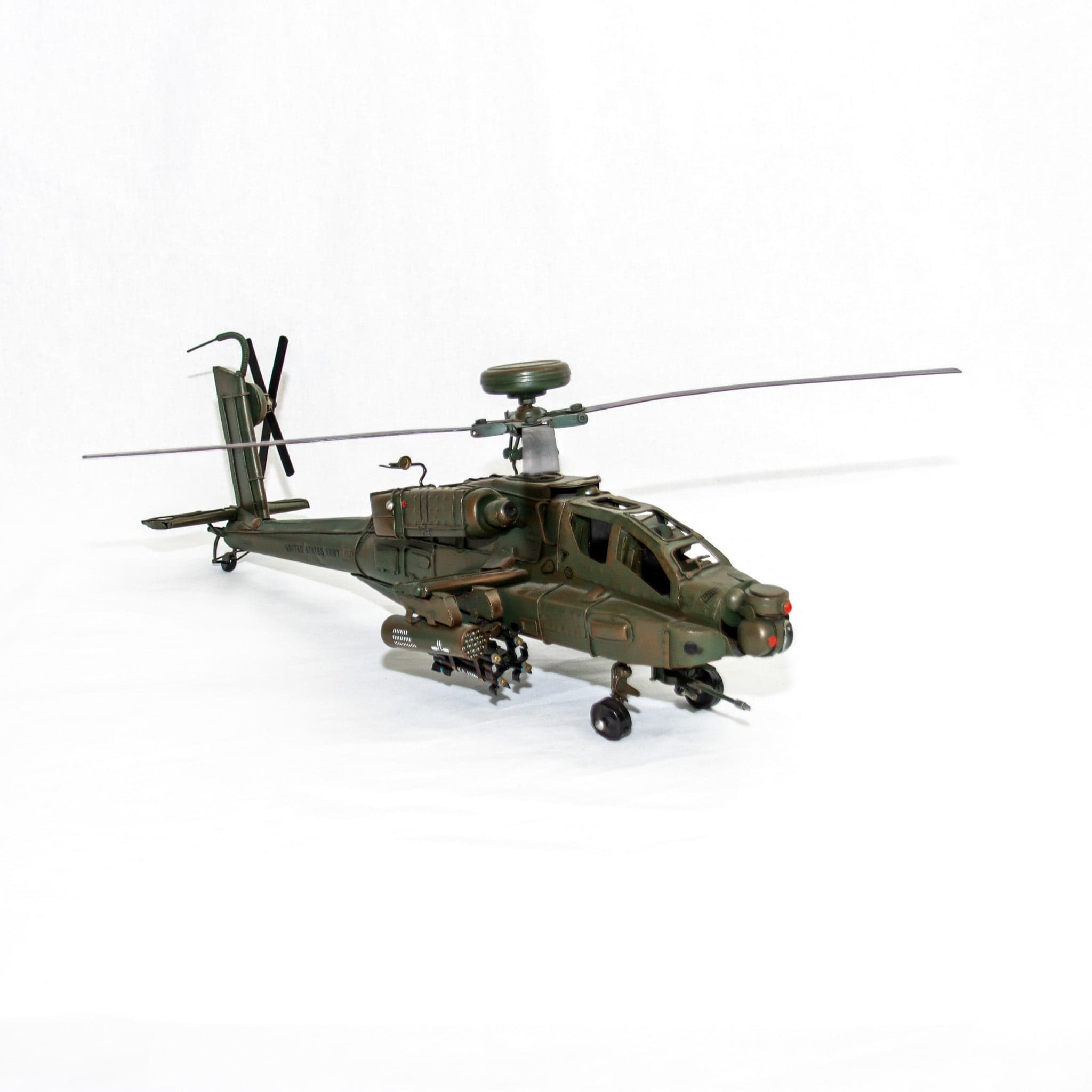 Apache Helikopter - handgemaakte modelhelikopter - foto 2