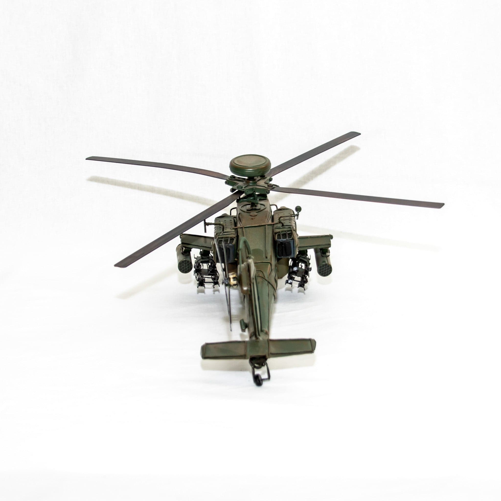 Apache Helikopter - handgemaakte modelhelikopter - foto 4